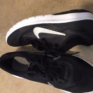 Nike Flex Experience RN 4